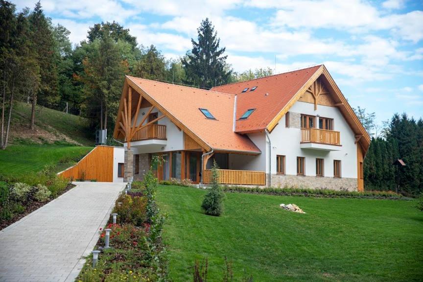 Aliret Vadaszhaz Ságvár Exterior foto
